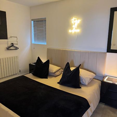 Terfyn Hall Aquarium Apartment 1 Prestatyn Ngoại thất bức ảnh